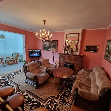 Ap Malinov 15 公寓