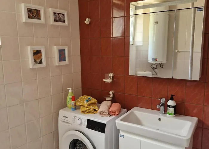 Ap Malinov 15 Апартаменты