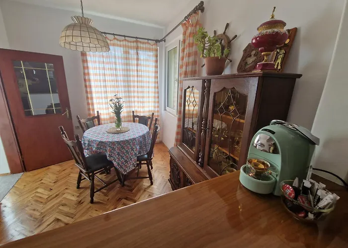 Ap Malinov 15 Апартаменты